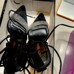 Women’s shoe size 9